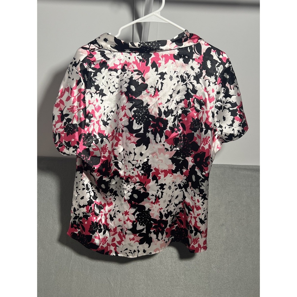 CATO Women's XL Floral Blouse White Black Pink Short Sleeve Twisted Front Top - Picture 6 of 6